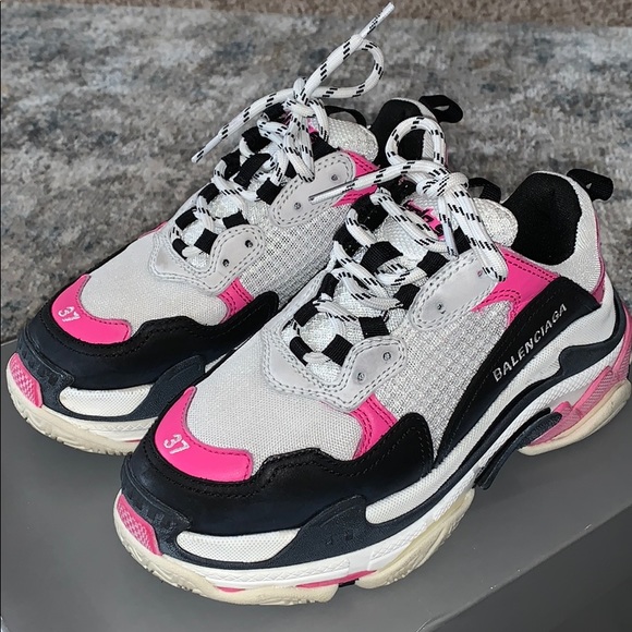 triple s pink black